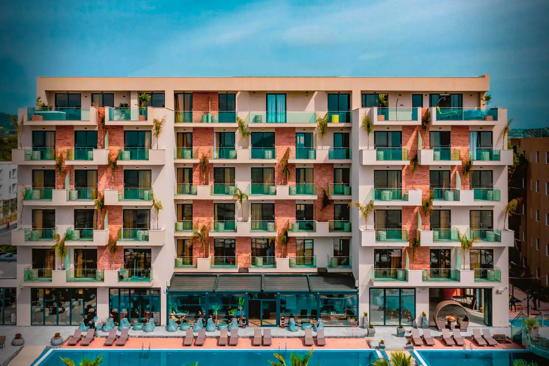 Hotel Pinea — portfolio project thumbnail